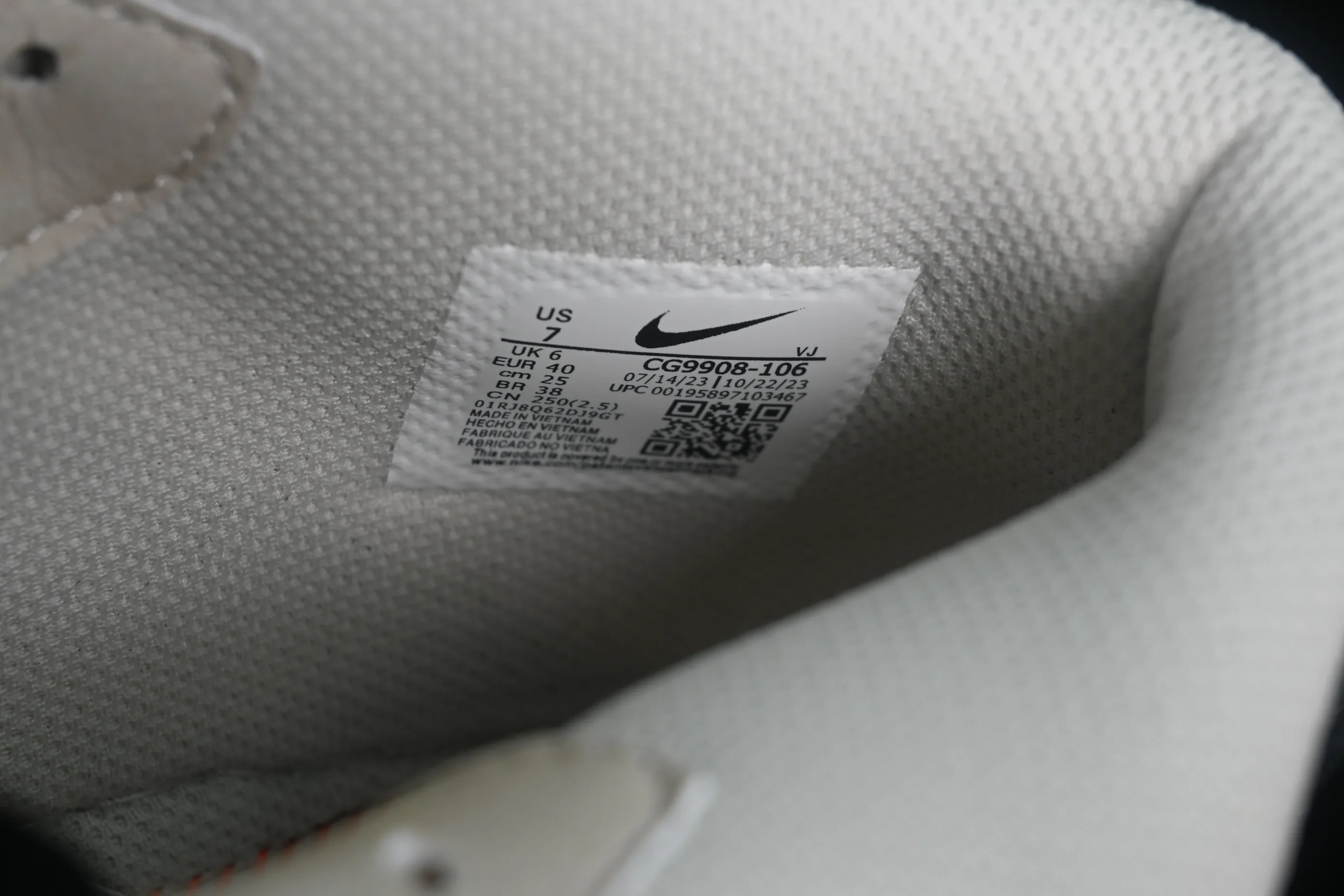 All categories Nk Air Force 1 Air Force series Nk Air Force 1 Mid Air Force mid-top Nk Air Force 1'07 Mid gray black Air Force One mid-top casual sneakers CG9908-106